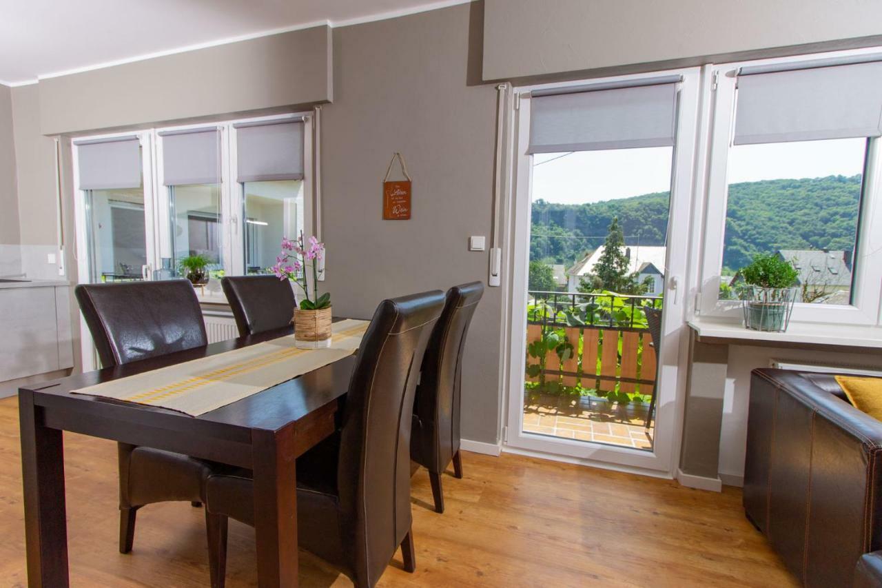 Hotel Weingut Gerd Muellers à Kröv Extérieur photo