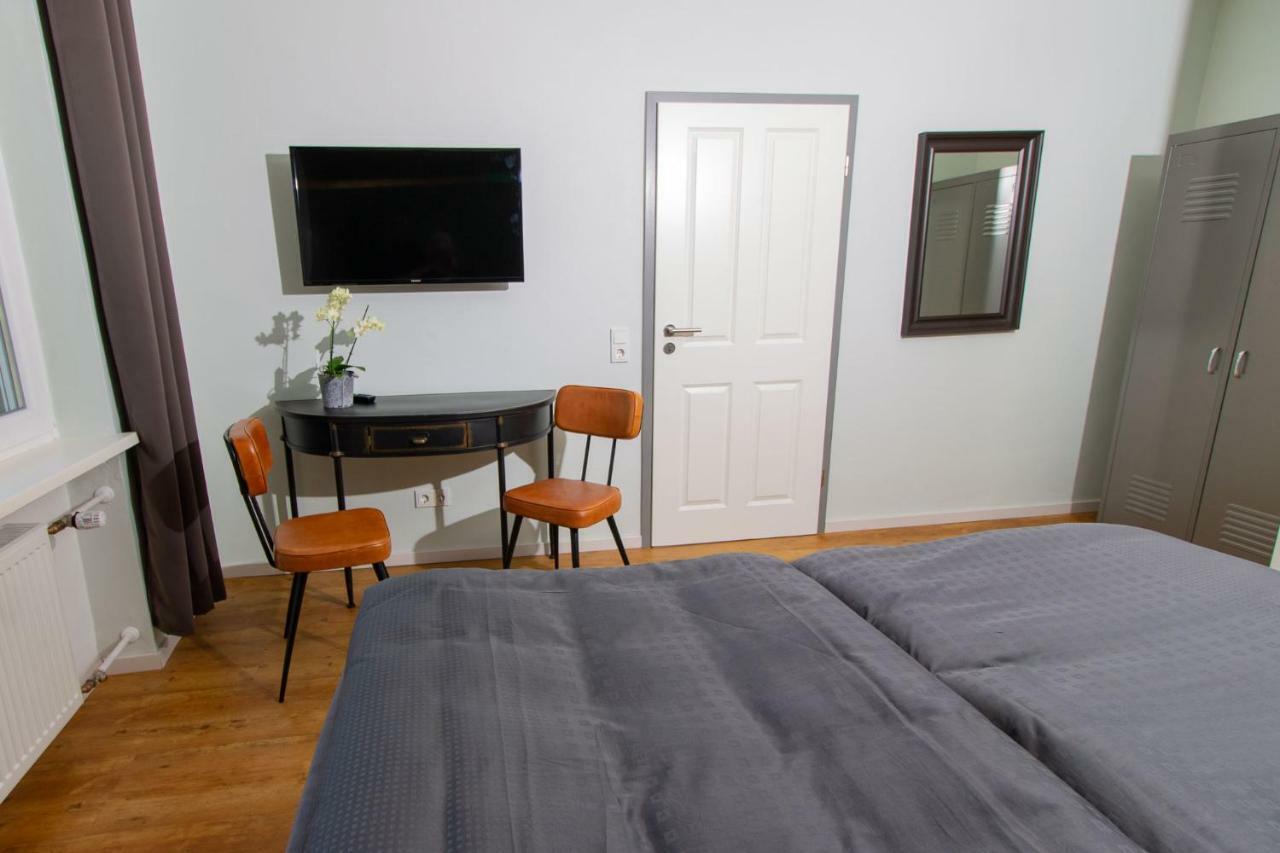Hotel Weingut Gerd Muellers à Kröv Extérieur photo